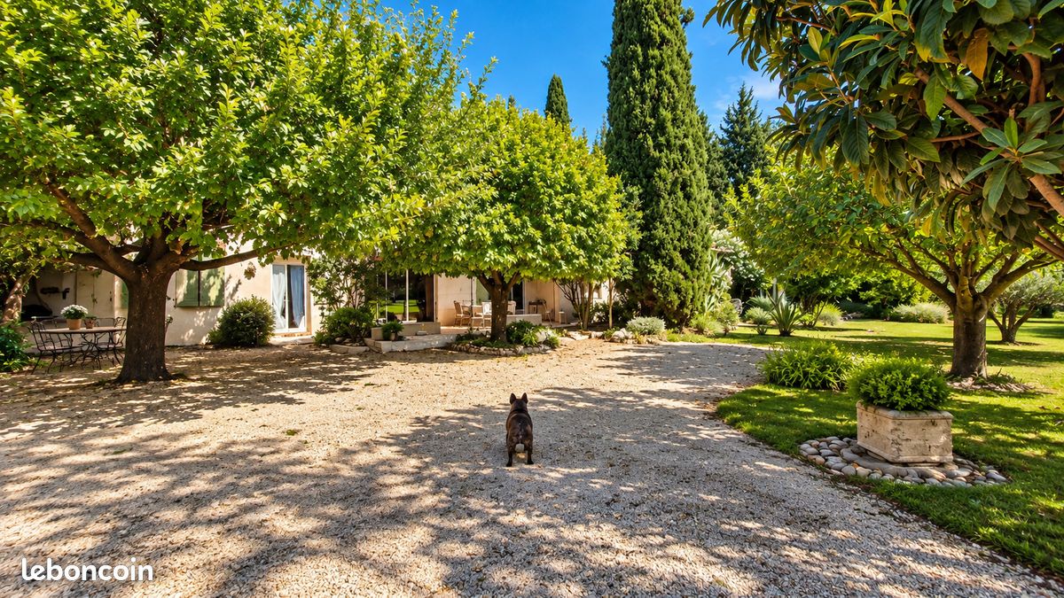 Maison 6 pièces 162 m² · à Saint-Andiol · 162 m² · 649 000 €