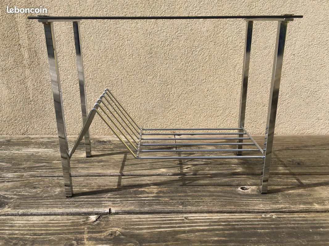 Table d'appoint ronde 55 cm en travertin beige et acier chromé - MAR