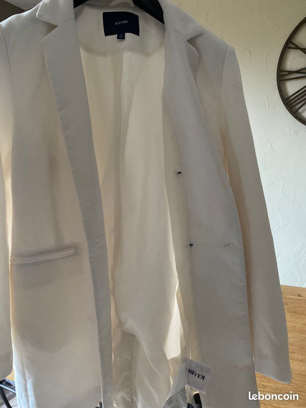 Veste blanche magnifique (image 3)