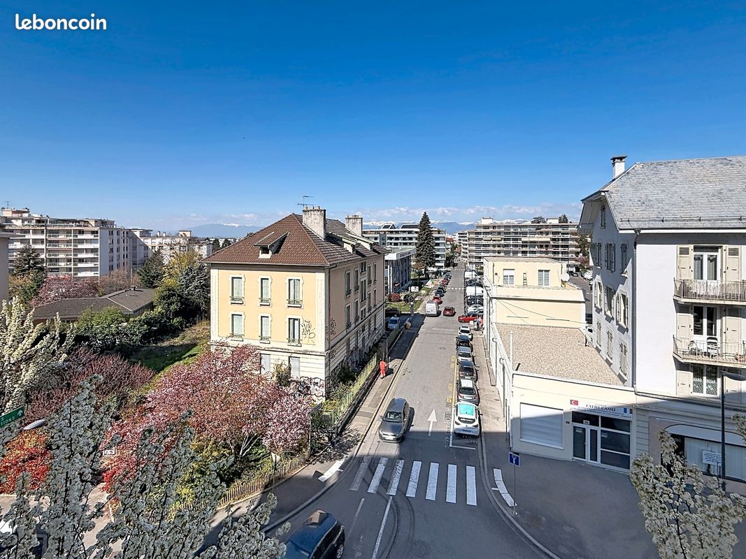 Appartement 2 pièces 42 m² · à Annemasse · 42 m² · 150 000 €