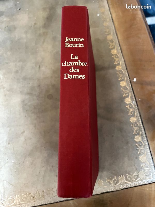 La chambre des dames de Jeanne Bourin (image 2)