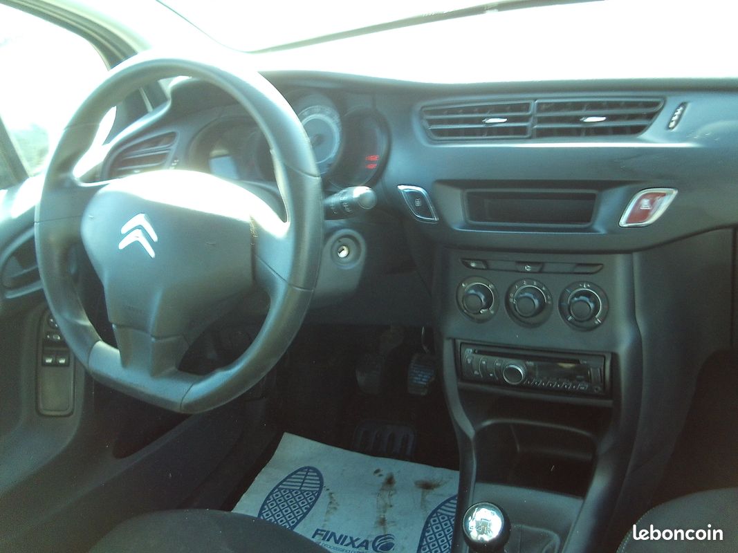 C3 1.2 VTI 82 Attraction (image 4)