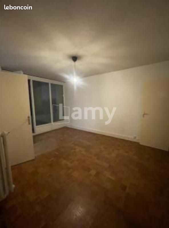Appartement 3 pièces 52 m² · à Livry-Gargan · 52 m² · 904 €/mois