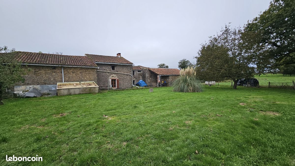 Maison 3 pièces 62 m² · à Droux · 62 m² · 59 000 €