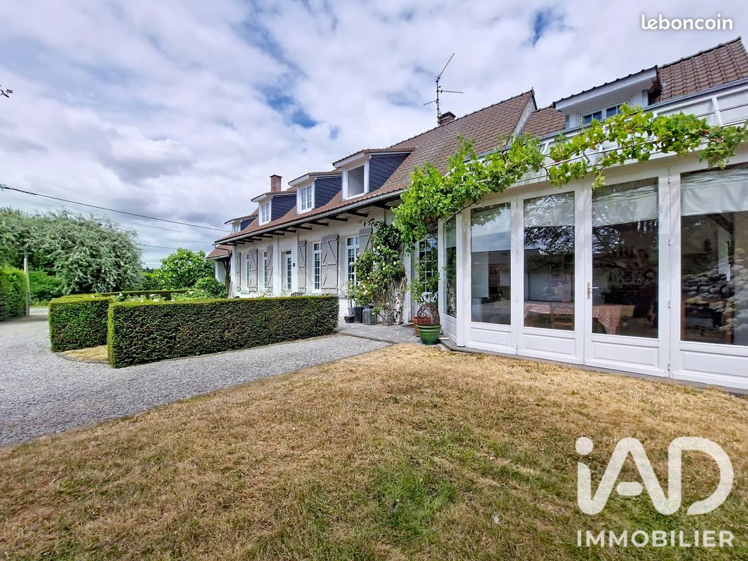 Maison 6 pièces 220 m² · à Beuvry-la-Forêt · 220 m² · 398 900 €