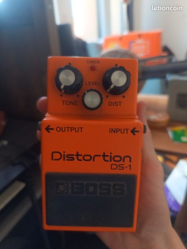 Boss Ds-1 distorsion (image 1)
