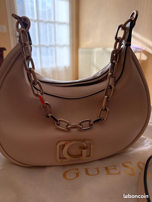 Sac à Main GUESS Fourre-tout Blanc - Polyuréthane - Comme Neuf Sans étiquettes