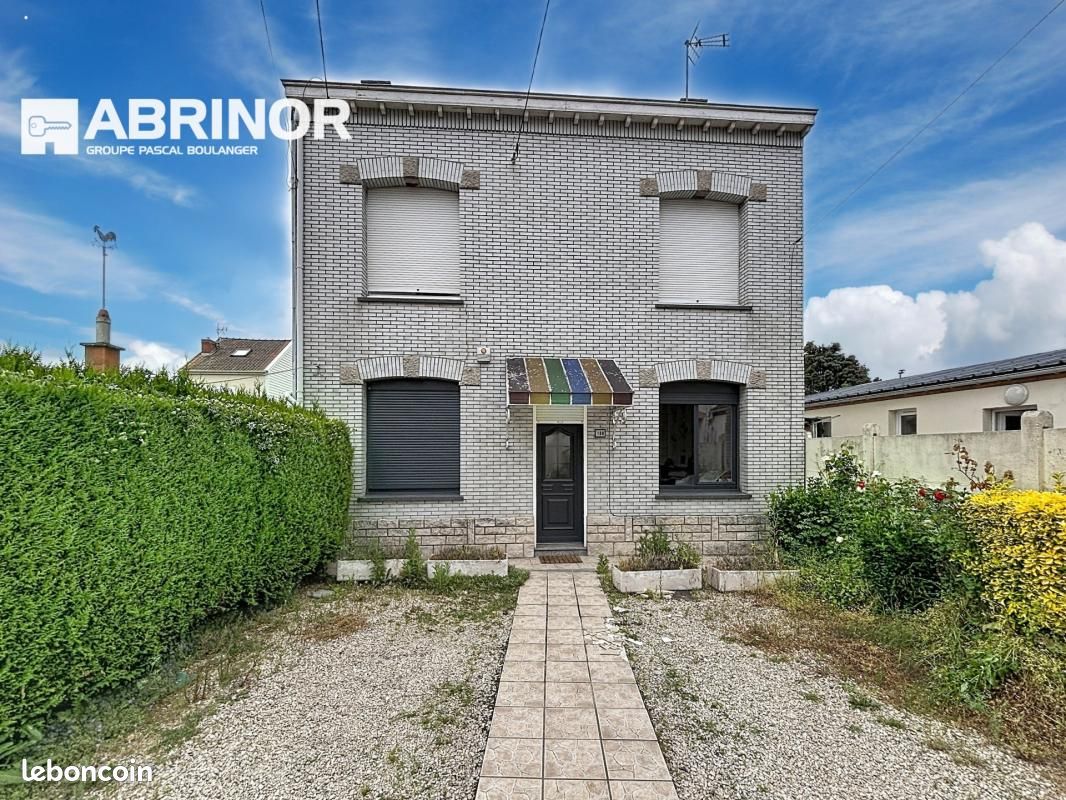 Maison 5 pièces 140 m² · à La Sentinelle · 140 m² · 160 000 €