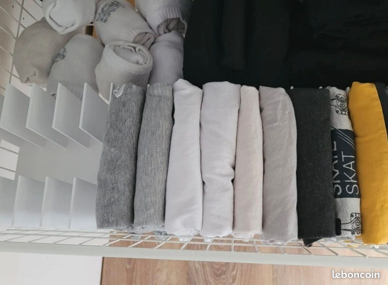 Organisateur de T-shirts (image 1)