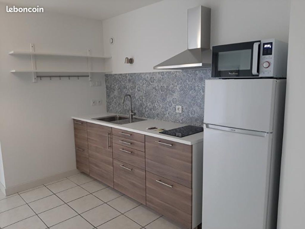 Appartement 1 pièce 45 m² · à Saint-Sébastien-sur-Loire · 45 m² · 589 €/mois