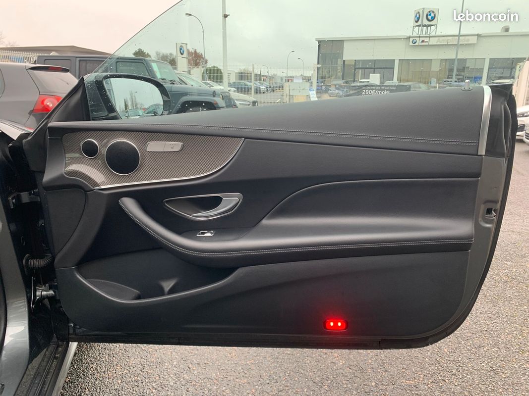 Mercedes-Benz Classe E Coupé 245 chevaux | 300 | Executive | Caméra 360° | Toit ouvrant panoramique (image 16)