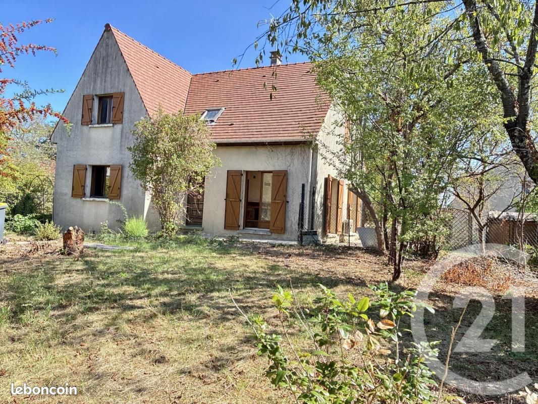 Maison 5 pièces 128 m² · à Villecresnes · 128 m² · 390 000 €