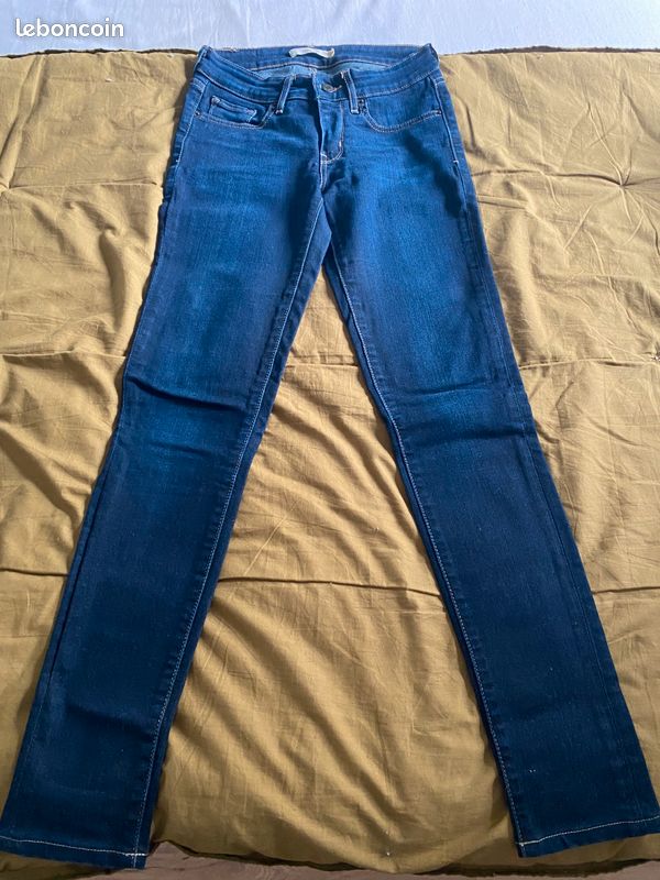 Jeans Levi’s. Coupe skinny taille 24 (image 3)