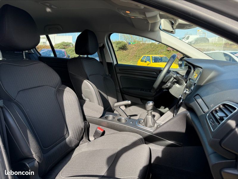 Renault MEGANE IV ESTATE 1.5 BLUE DCI 115CH BUSINESS - 20 (image 7)