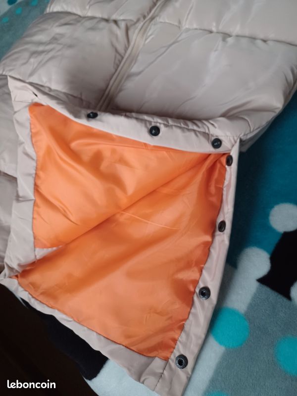 Doudoune neuve Pretty Little Thing Taille M 38 (image 4)