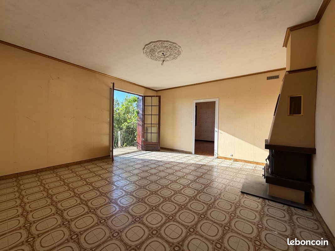 Maison 3 pièces 88 m² · à La Grand-Croix · 88 m² · 135 000 €