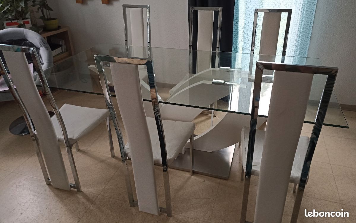Table en verre (image 2)