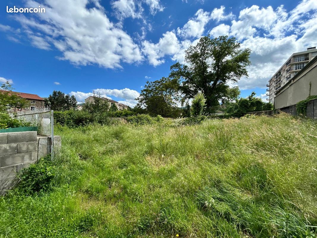 Terrain 202 m² ST CHAMOND · à Saint-Chamond · 59 900 €