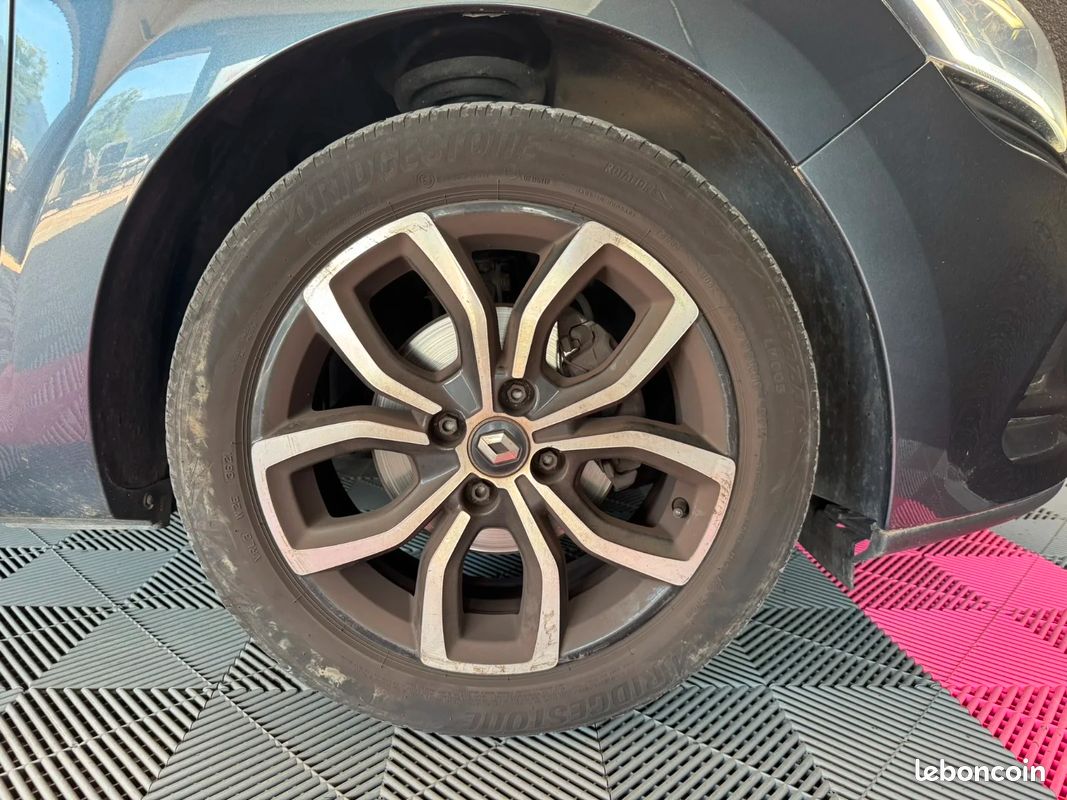 Renault clio iv 0.9 tce 90 intens (image 10)