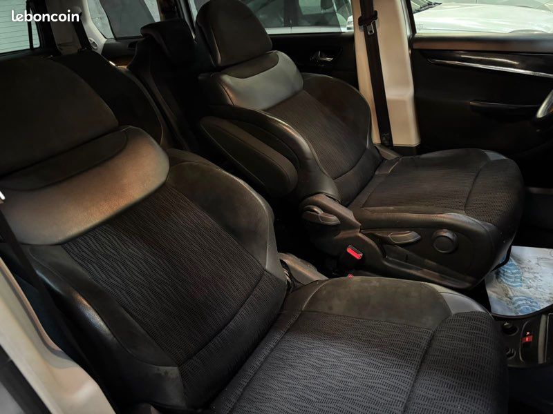 Grand c4 picasso 2.0l hdi 150ch 7 places 143000km (image 14)