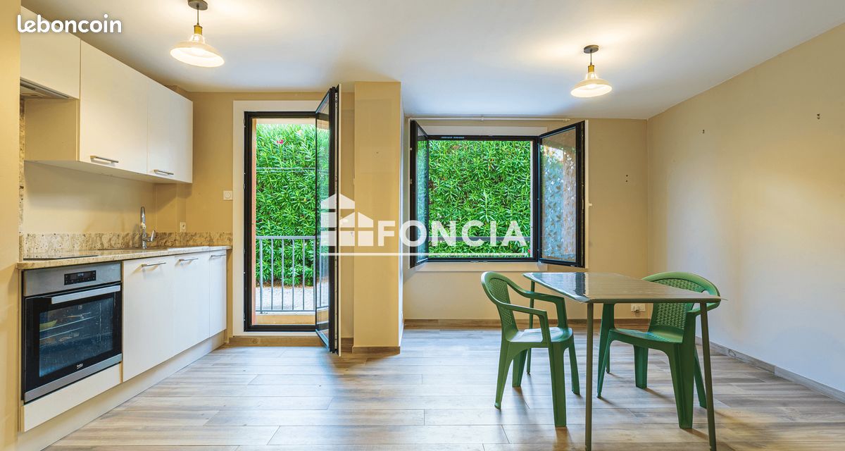 Appartement 2 pièces 49 m² · à Six-Fours-les-Plages · 49 m² · 220 000 €
