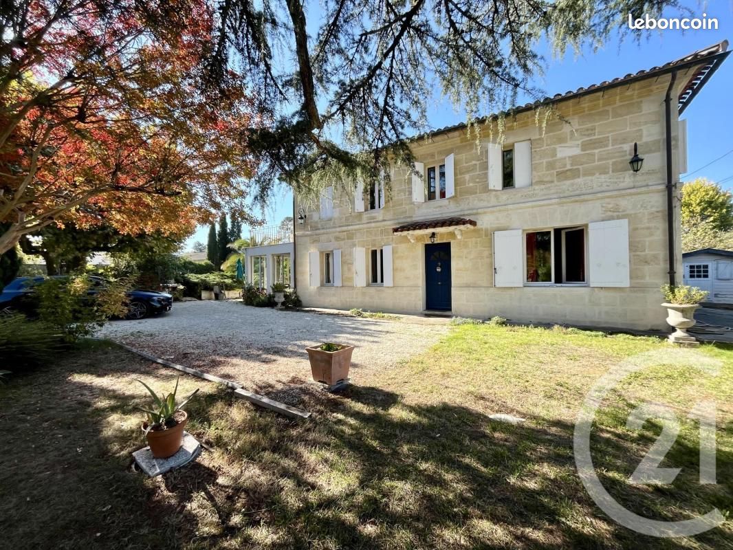 Maison 6 pièces 180 m² · à Saint-Caprais-de-Bordeaux · 180 m² · 426 500 €