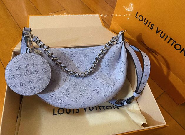 Louis Vuitton LV Monogram Bi-fold Wallet - clothing & accessories - by  owner - apparel sale - craigslist
