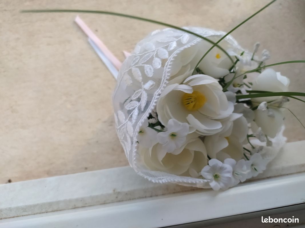 Petit bouquet de fleur synthétique (image 3)