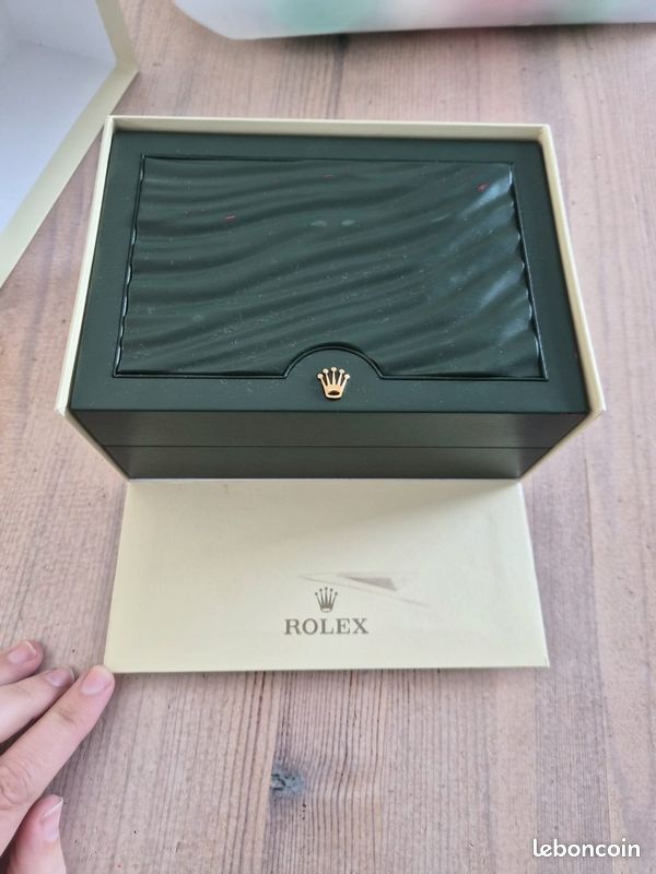 Rolex sea dweller 2002 (image 10)