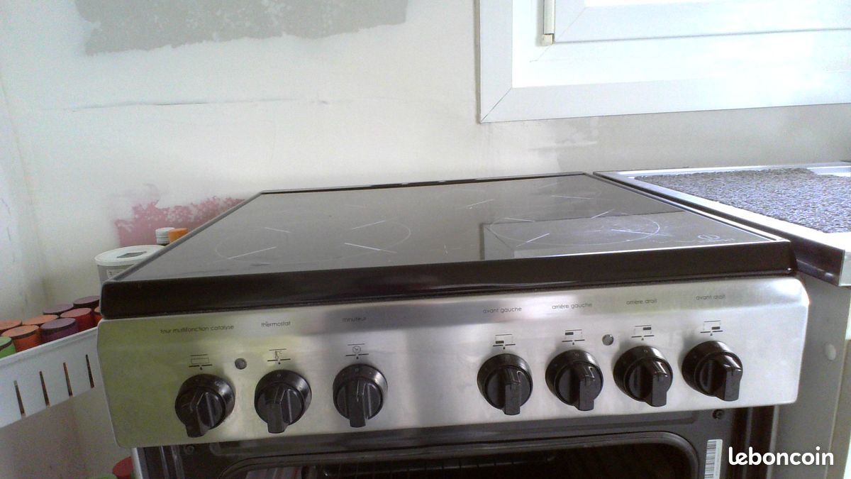 Cuisinière vitrocéramique (image 2)