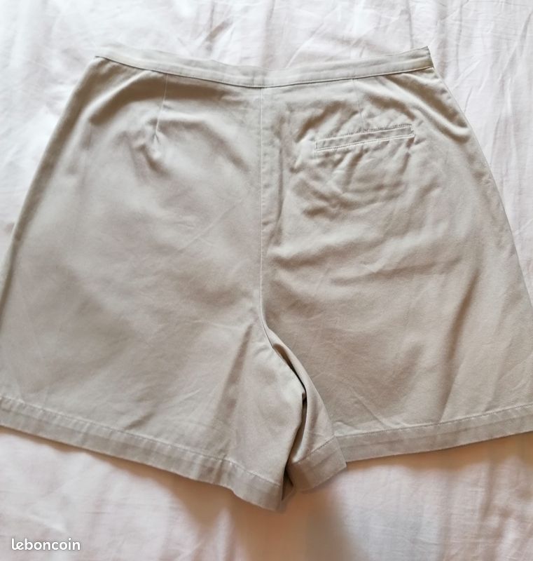 NEUVE cette Jupe M&F GIRBAUD Taille 42F - FR