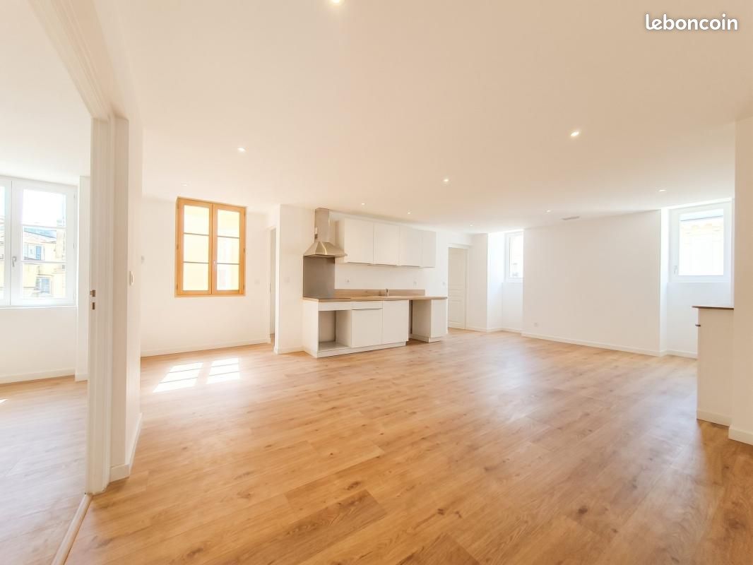 Appartement 5 pièces 96 m² · à Béziers · 96 m² · 900 €/mois
