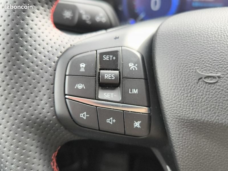 Ford Kuga 2.5 Duratec 190ch FHEV E85 Graphite Tech Edition BVA (image 26)