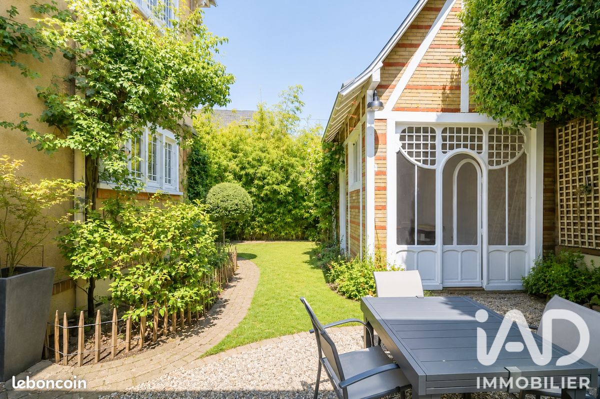 Maison 6 pièces 182 m² · à Le Mans · 182 m² · 584 000 €