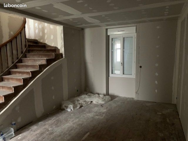 Maison 5 pièces 130 m² - Ruffec 16700 (image principale 3)