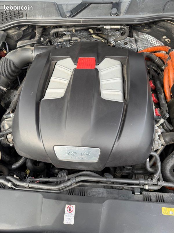 Porsche Cayenne S hybride Tiptronic (image 7)