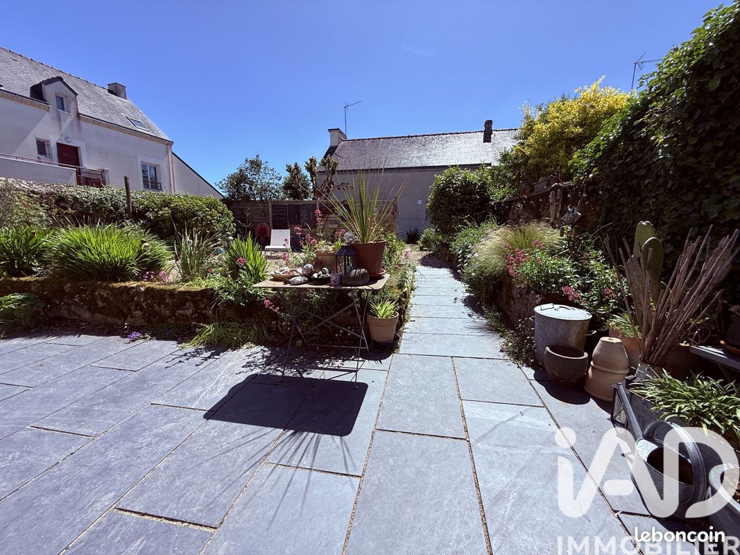 Maison 5 pièces 182 m² · à Le Guerno · 182 m² · 361 500 €