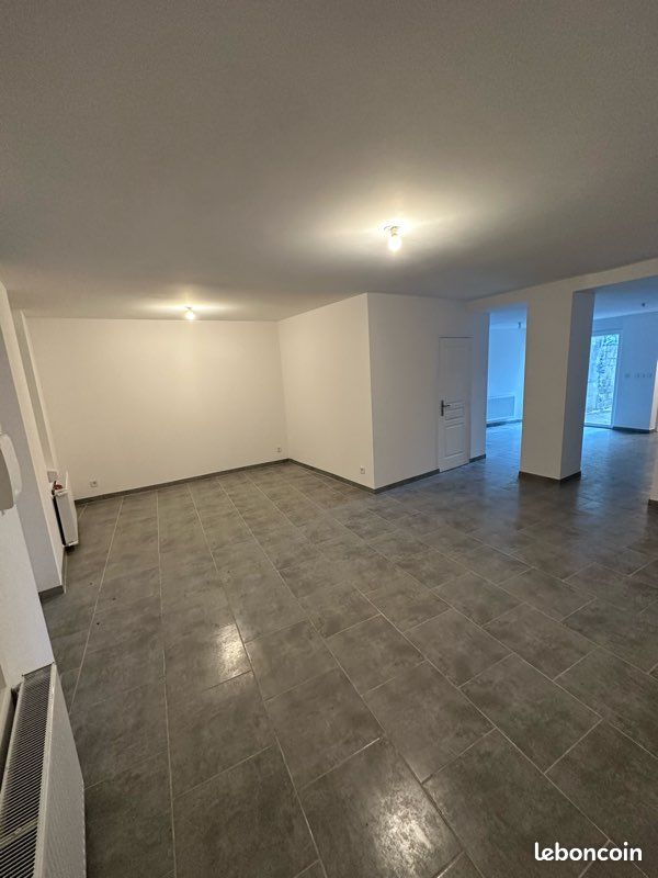 Maison 6 pièces 110 m² · à Denain · 110 m² · 740 €/mois