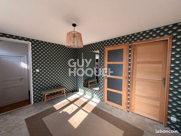 Maison 7 pièces 204 m²