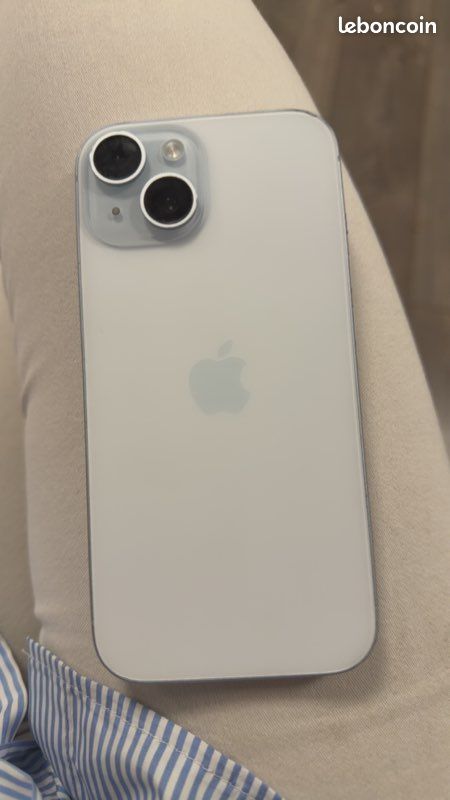 IPhone 15 128 giga (image 2)