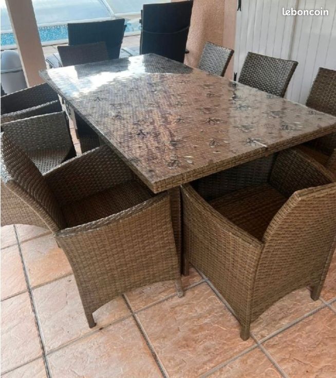 Table de jardin (image 1)