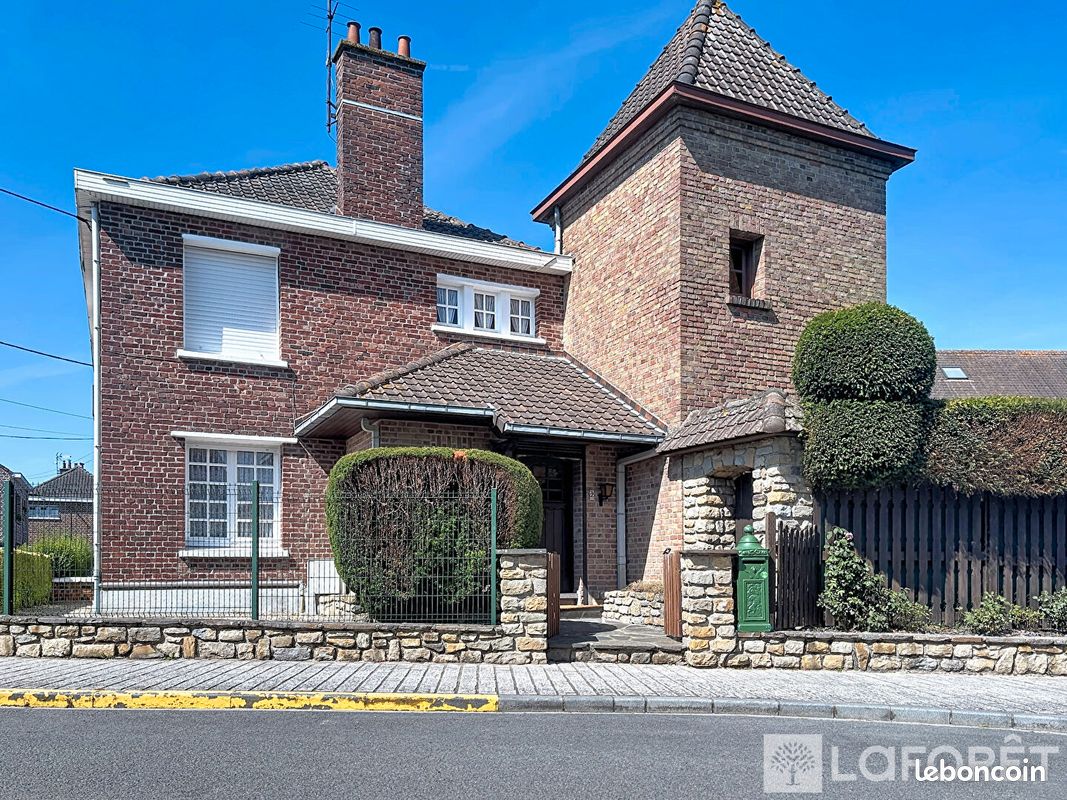 Maison 5 pièces 160 m² · à Steenvoorde · 160 m² · 199 000 €
