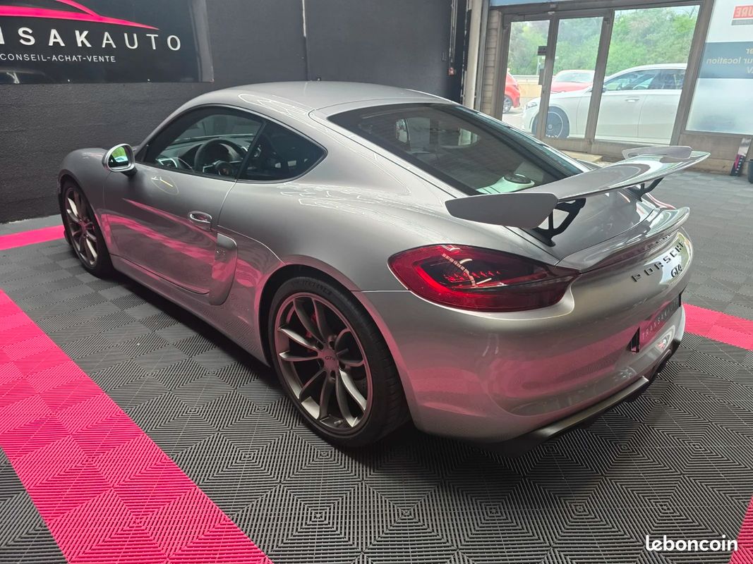 PORSCHE CAYMAN GT4 3.8i 385 (image 7)