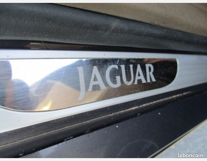 Jaguar XJ8 2.7D V6 BI-TURBO SPIRIT OF LEGEND (image 6)