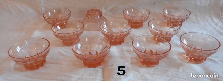 6 Anciens Verres à Pied Motif Arabesques Blanches H 11 cm - Vintage