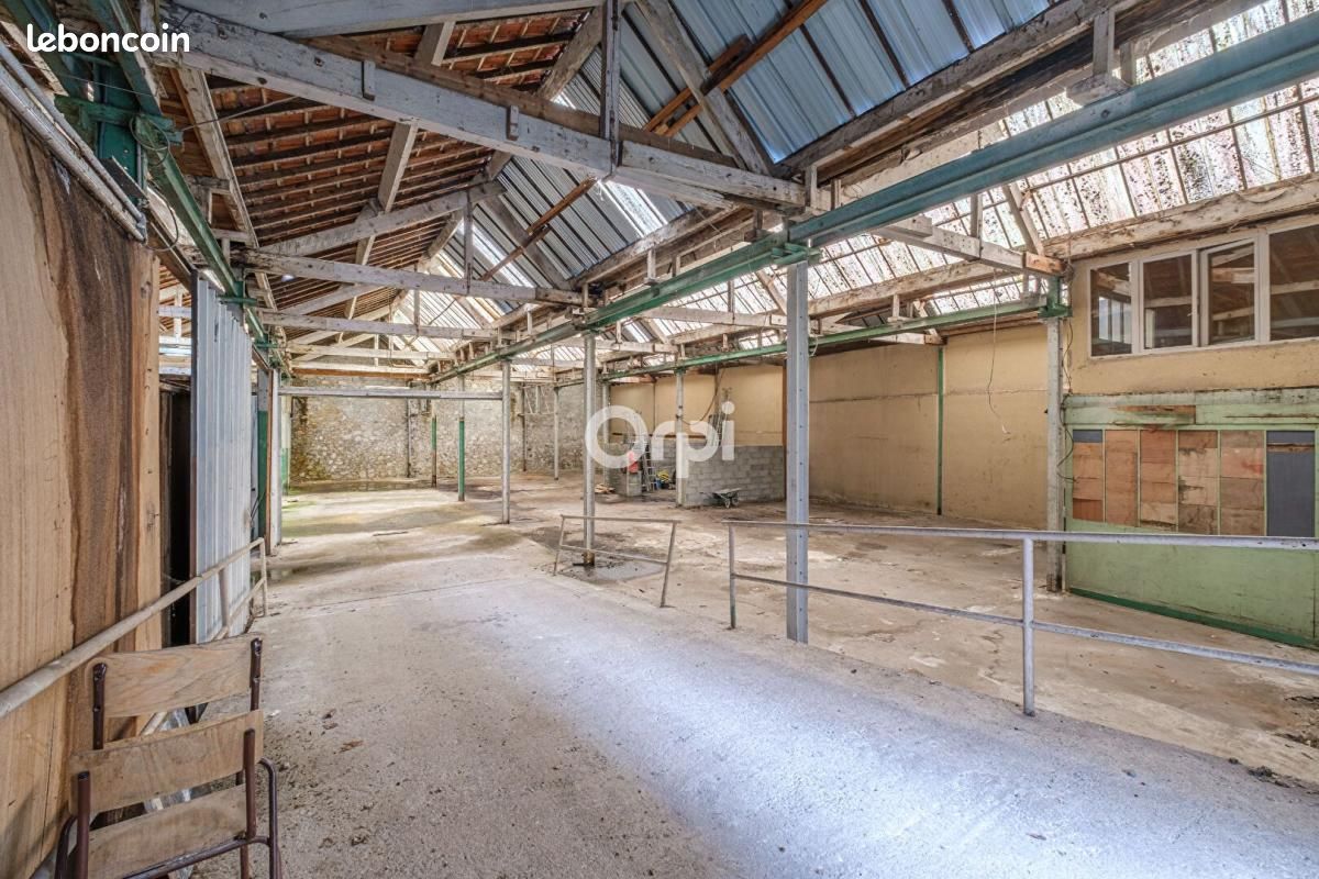 Loft 20 pièces 1 050 m² - Limoges 87000 (image principale 6)