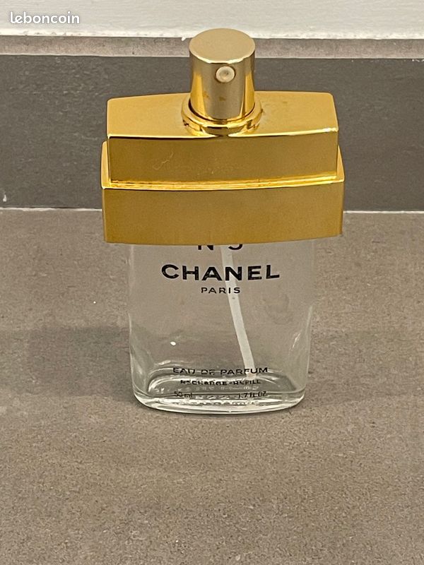 Vaporisateur rechargeable en plastique vide - parfum femme no. 5 de Chanel (image 3)