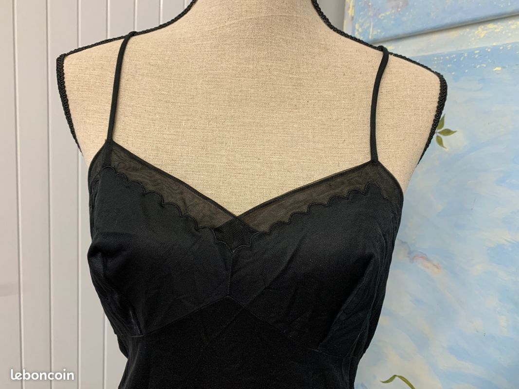 jolie combinaison & fond de robe vintage jolie dentelle T40/42 ref N43W