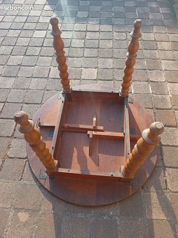 Table ancienne en chêne clair (image 5)