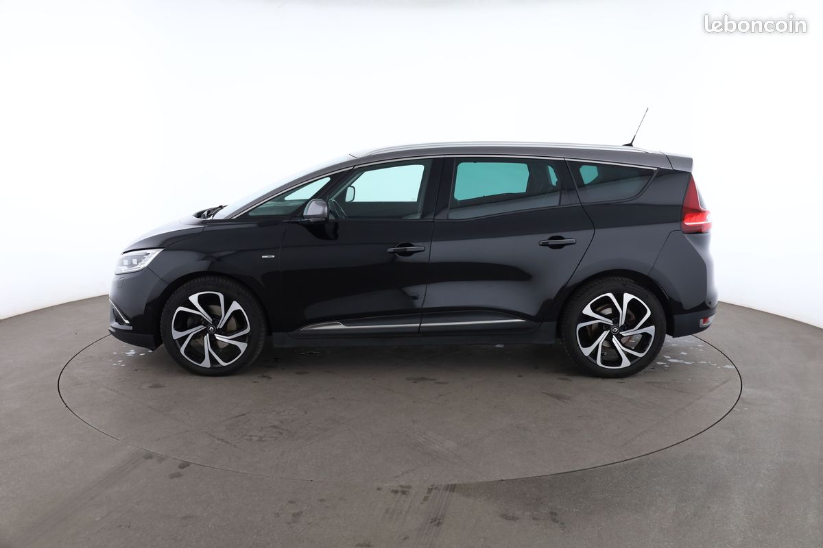 Renault Grand Scénic 1.6 dCi Energy Bose Edition EDC 7PL 160 ch (image 11)
